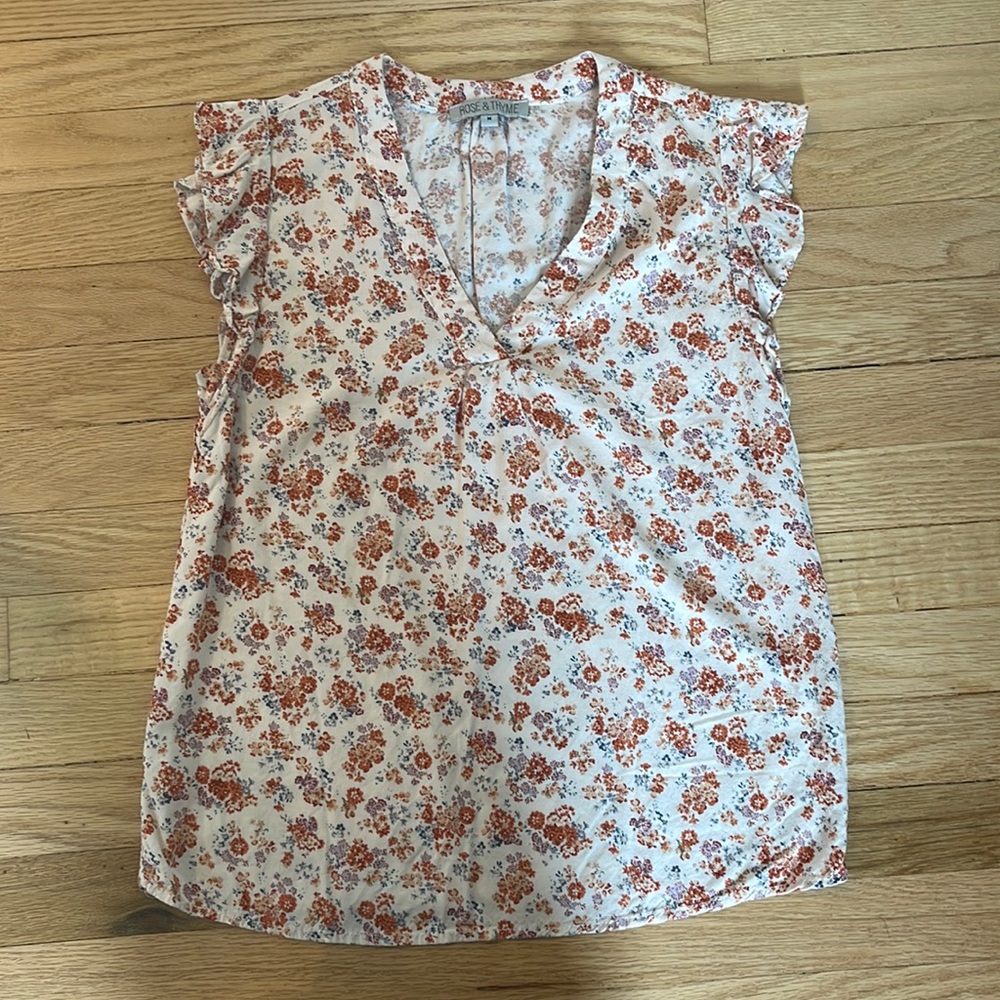 Cute, Soft and light weight top!